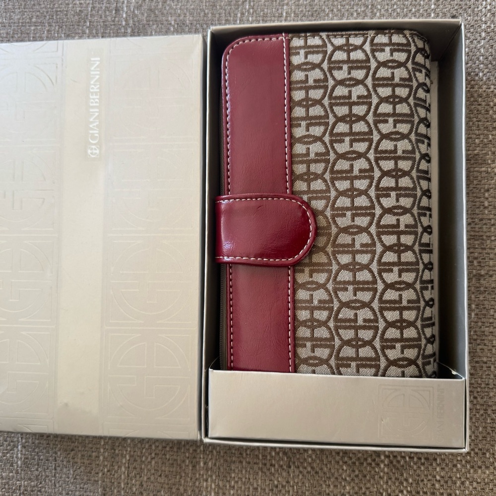 Giani Bernini wallet with original Box